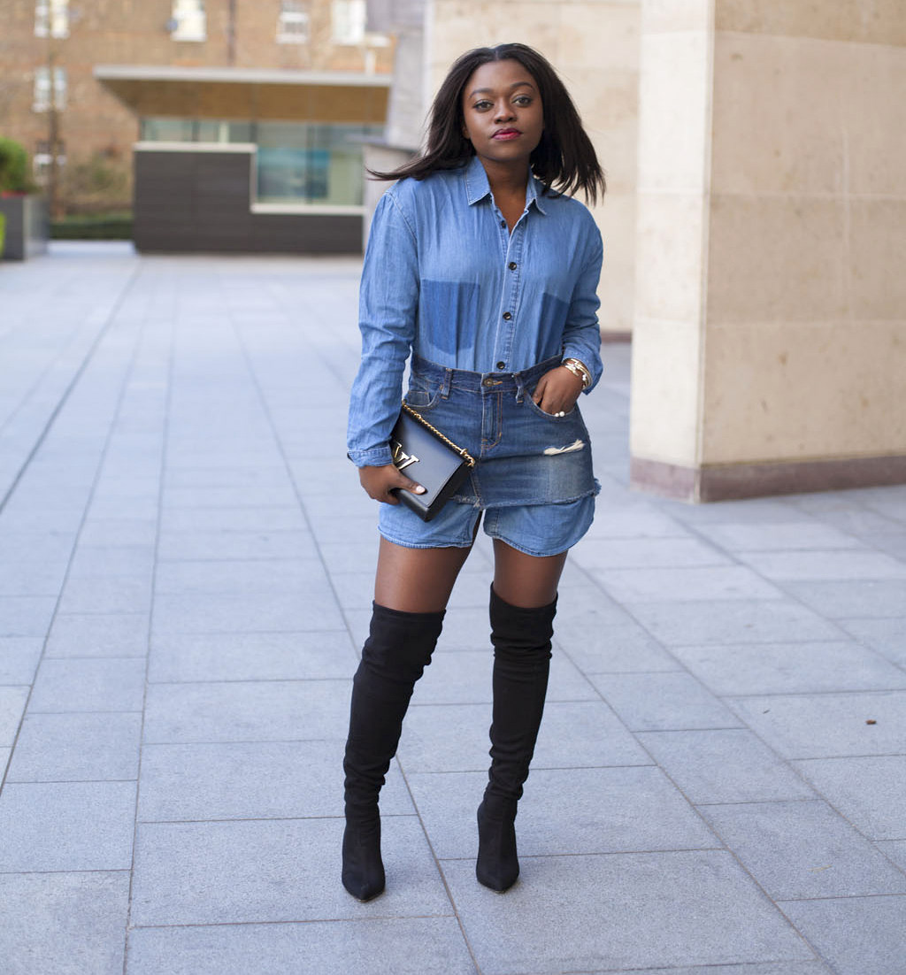 Denim skirt just above the outlet knee